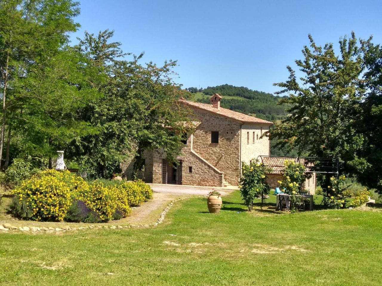 Agriturismo Montelovesco Brunetta Eksteriør bilde